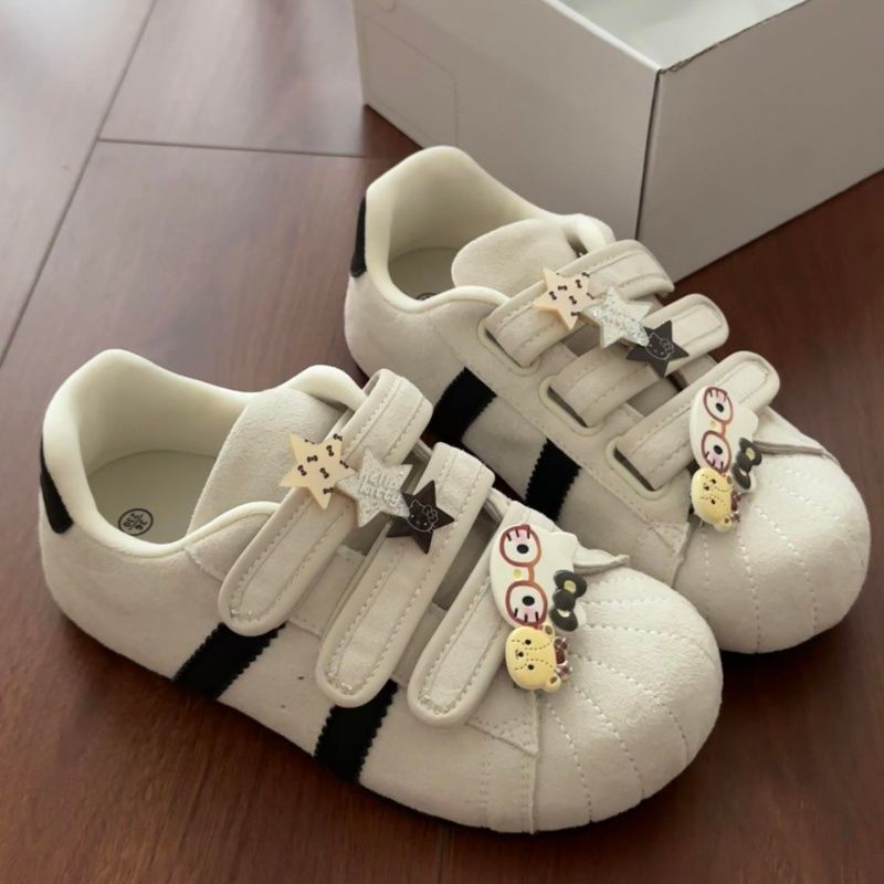 Damen Sneaker mit verstellbarem Klettverschluss und verspielten Applikationen Echo Archiv