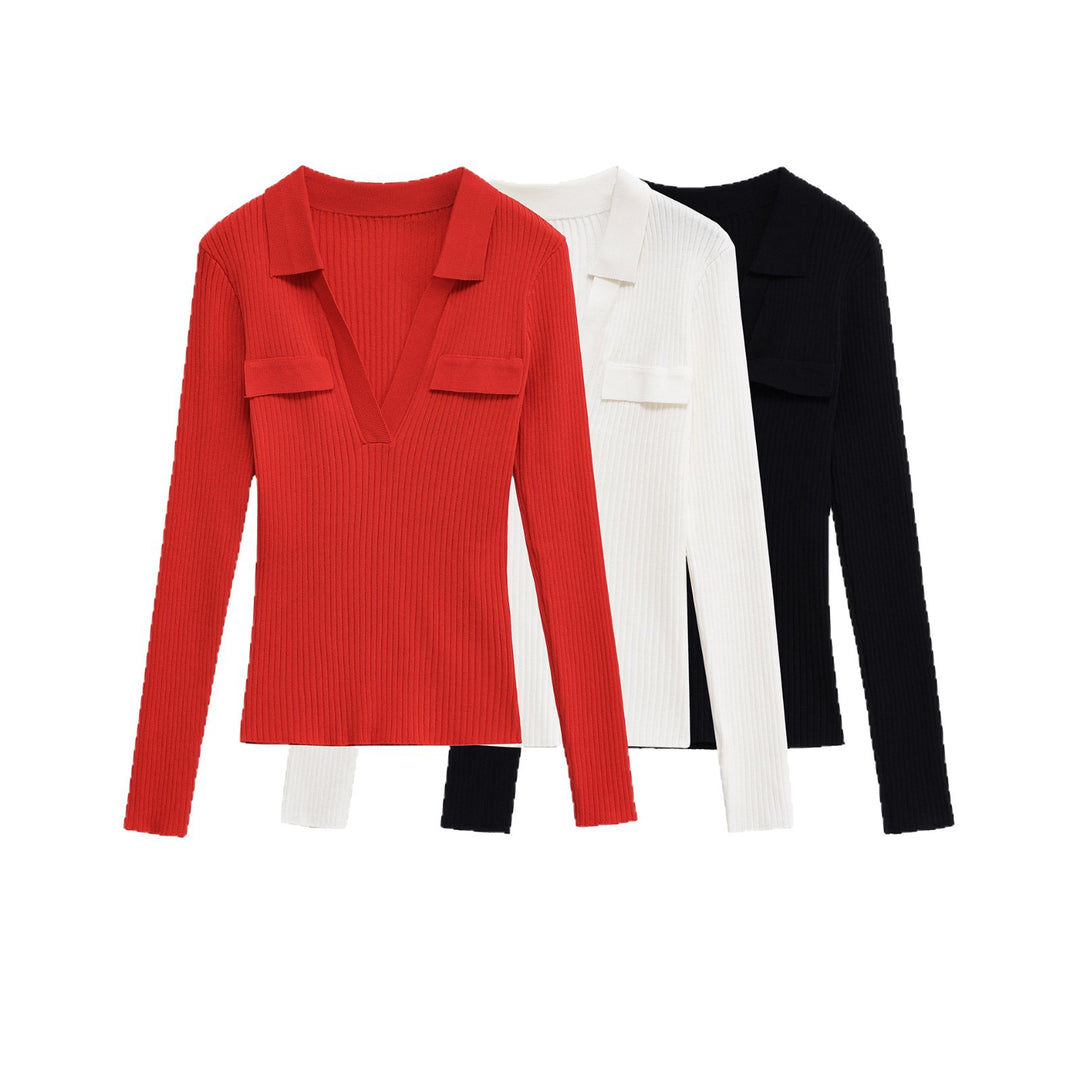Damen Gerippter Feinstrick-Polo mit tiefem V-Ausschnitt und Brusttaschen Echo Archiv
