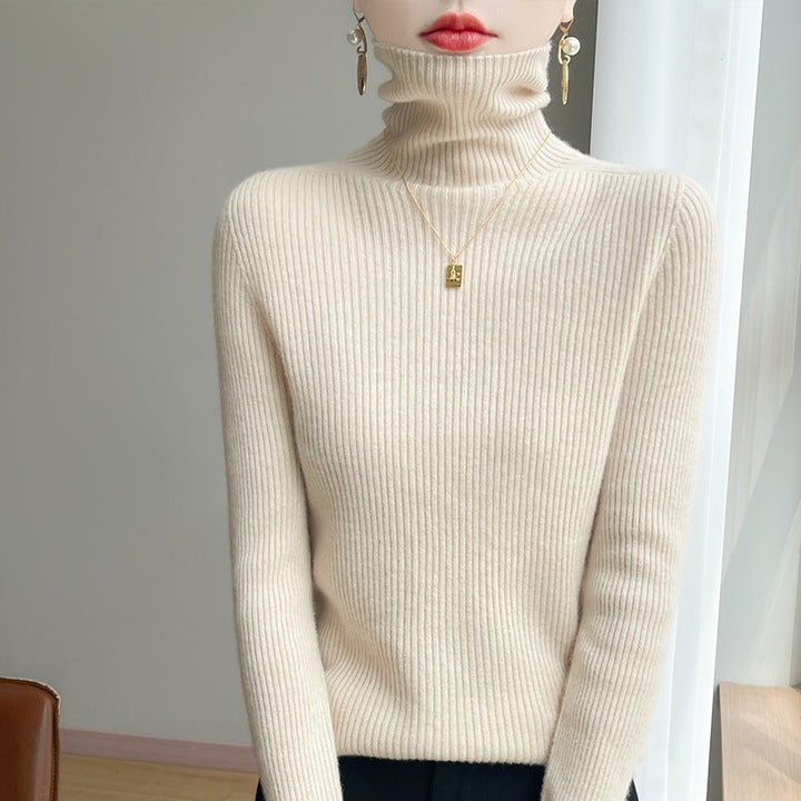Damen Schlanker Rippenstrick-Rollkragenpullover mit gerafftem Hals und kaschmirähnlicher Haptik Echoarchiv