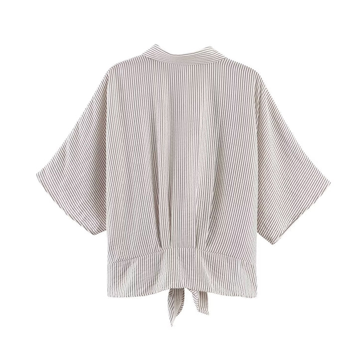 Damen Gestreifte Oversize-Bluse mit Kimonoärmeln und Knotenfront Echo Archiv