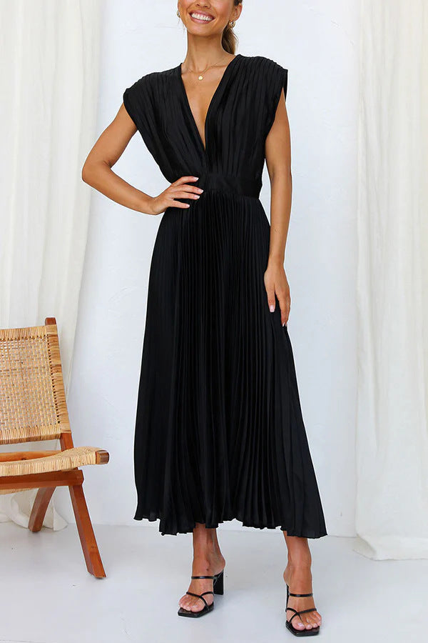 Damen Maxikleid mit Faltenwurf und tiefem V-Ausschnitt Echo Archiv