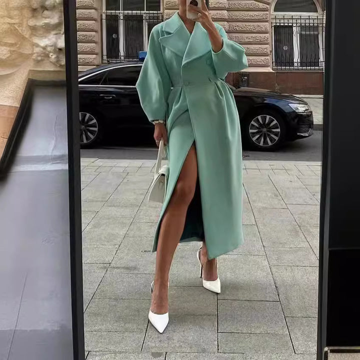 Damen Maxi-Wickelmantel mit seitlichem Schlitz und Ballonärmeln – Avérine