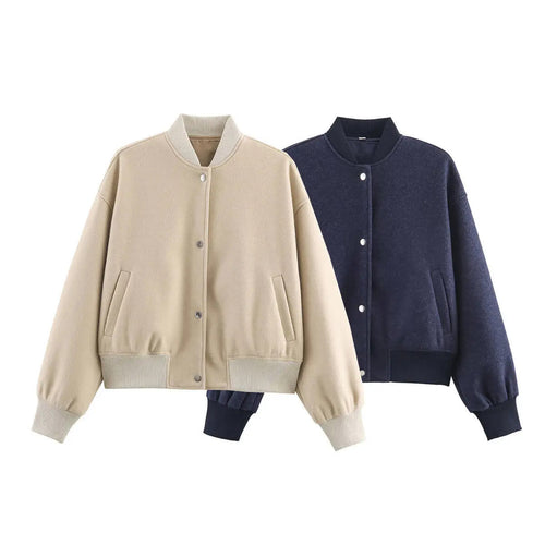 Damen kastig geschnittene Wolloptik-Collegejacke mit verdeckter Druckknopfleiste und seitlichen Schubtaschen – Célinea