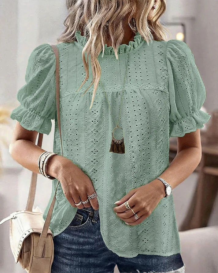 Damen Bluse mit Rüschendetails und Lochmuster Echo Archiv