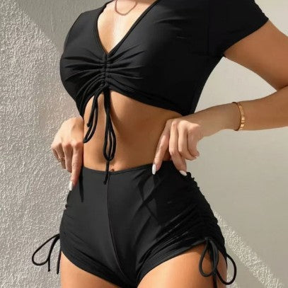 Damen Sportliches Bikiniset mit modischer Raffung Echo Archiv