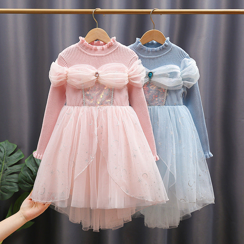 Mädchen Prinzessinnenkleid mit Tüllrock und funkelnden Details Echo Archiv