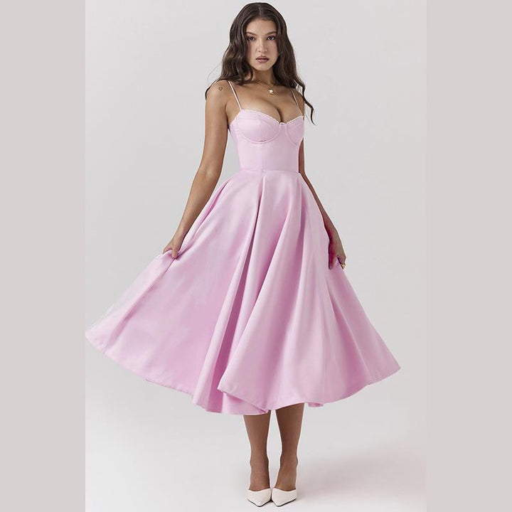 Damen Elegantes Satin Abendkleid mit schwingendem Rock und verstellbaren Spaghetti-Trägern Echo Archiv