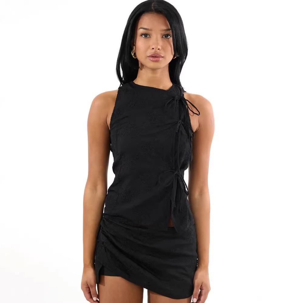 Damen Verspieltes Wickelkleid mit seitlichen Rüschendetails Echo Archiv
