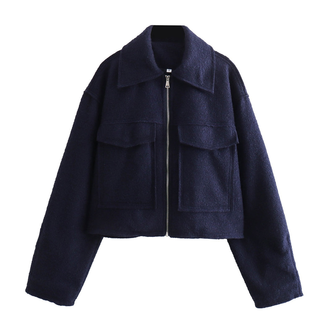 Damen Kurze Bouclé‑Jacke im Boxy‑Cut mit Reißverschluss und Pattentaschen Echo Archiv