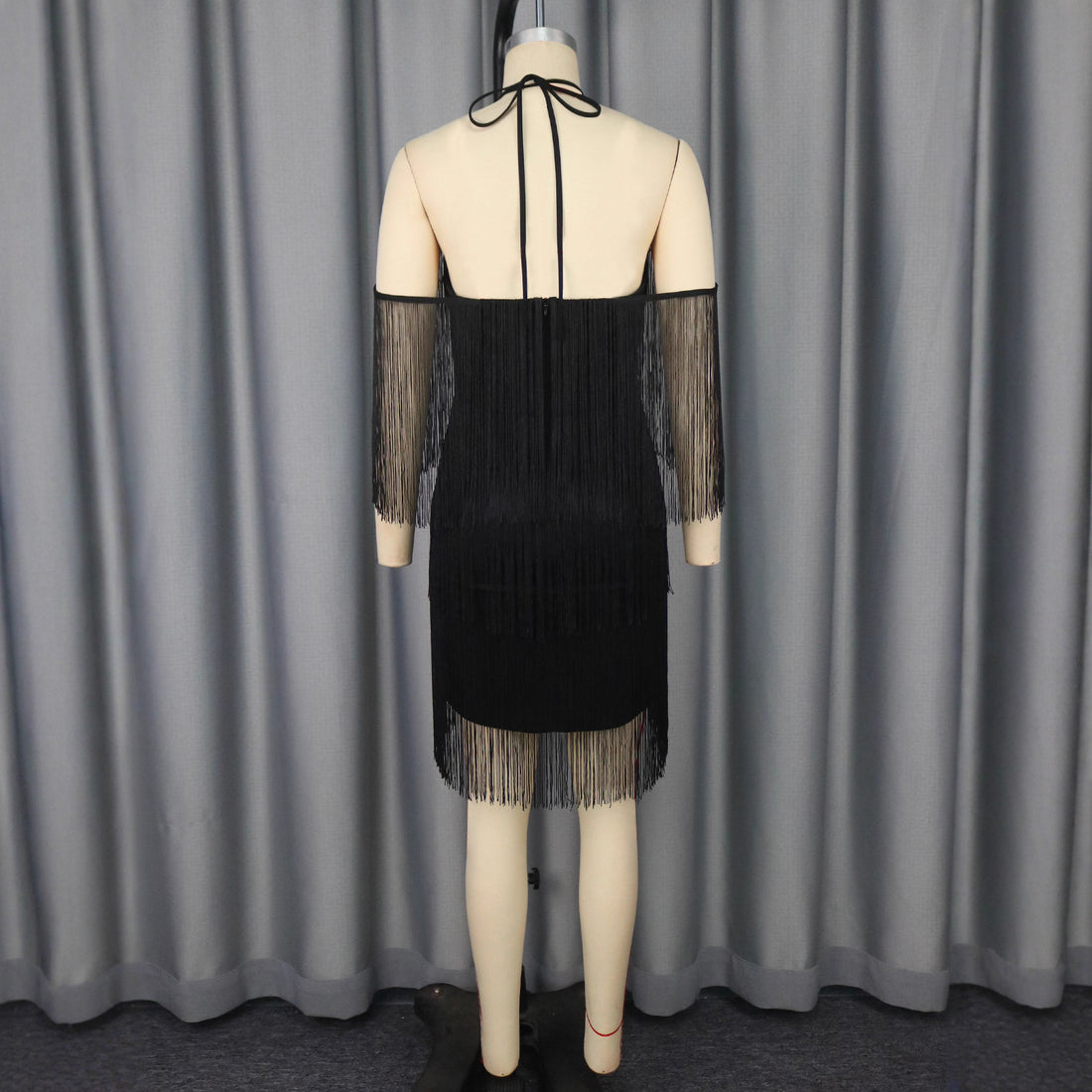 Damen Fransen Cocktailkleid mit trägerlosem Design – Élara