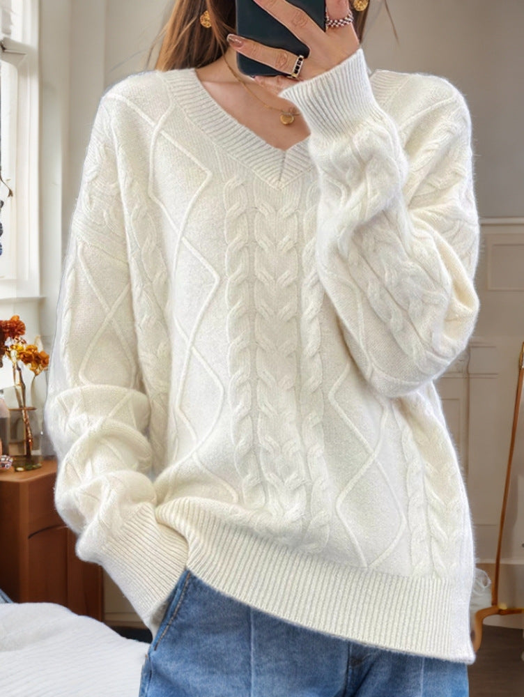Damen nan kuscheliger V-Ausschnitt Zopfmuster-Pullover mit Oversize-Schnitt und Rippabschlüssen Echo Archiv