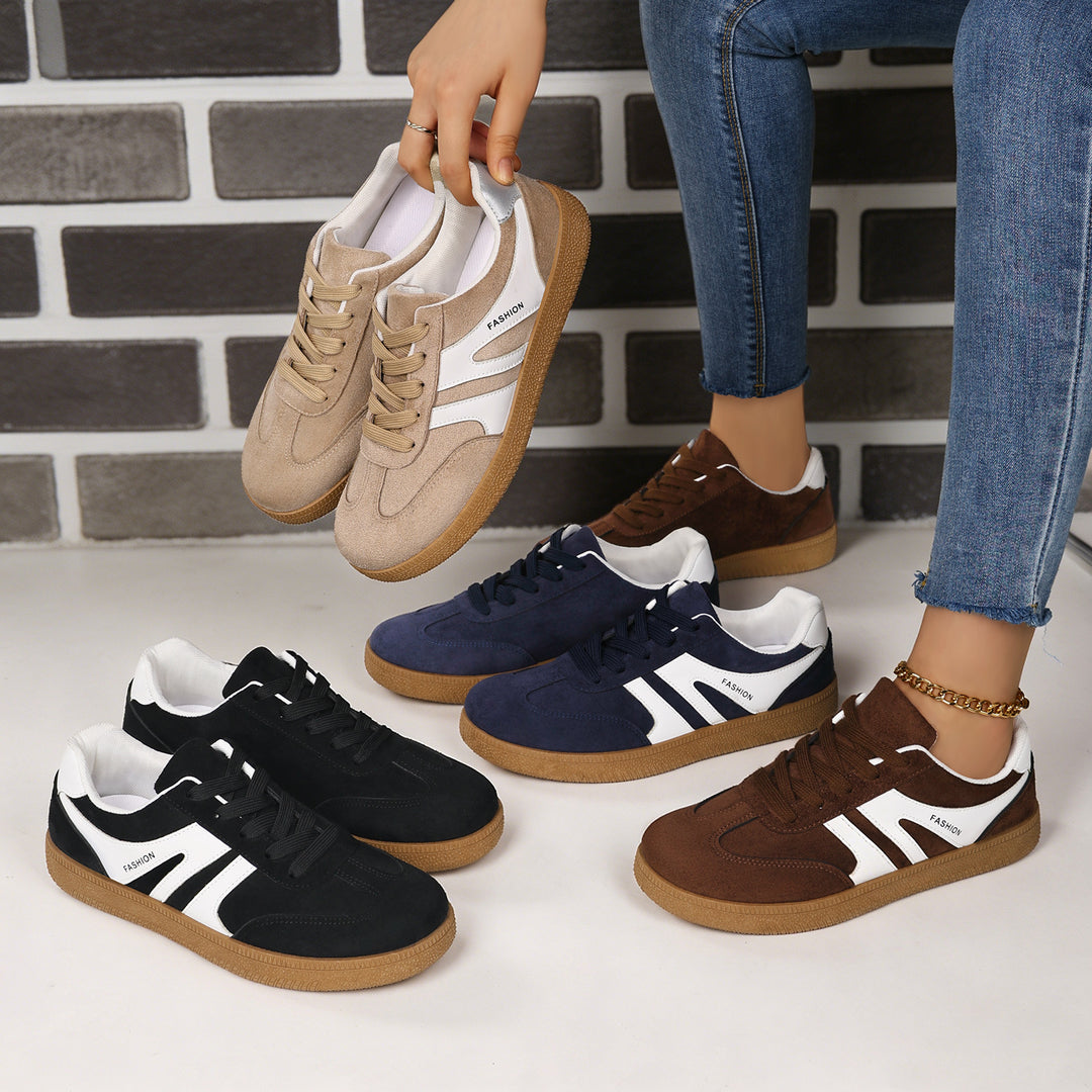 Herren nan retro Veloursleder Sneaker mit gepolstertem Fersenkragen und profilierter Gummilaufsohle Echo Archiv