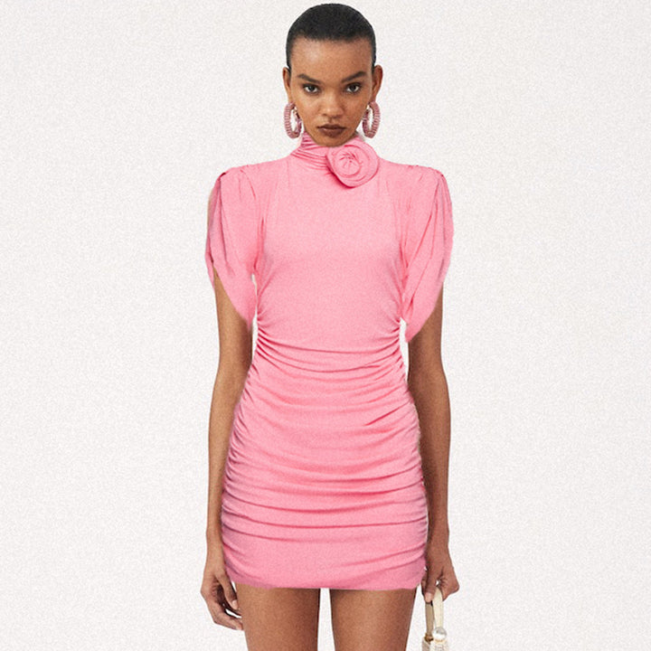 Damen figurbetontes Kleid mit hochgeschlossenem Kragen und Rüschen-Details Echo Archiv