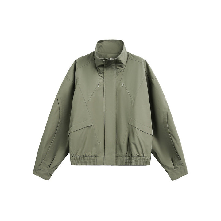 Unisex Kurzblouson im minimalistischen Tech‑Stoff mit Funnelkragen und verdeckter Frontblende Echoarchiv
