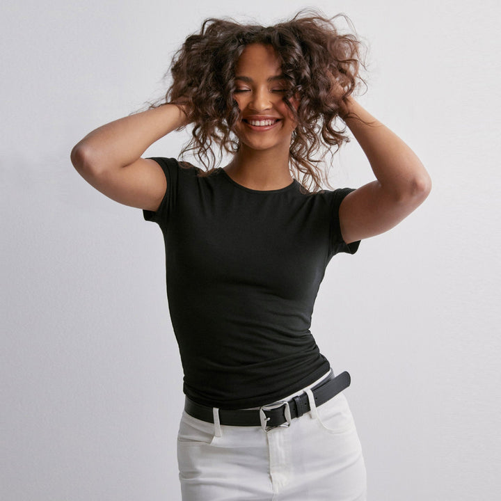 Damen Slim Fit T-Shirt aus hochwertigem Baumwollmix mit elastischem Stretch Echoarchiv