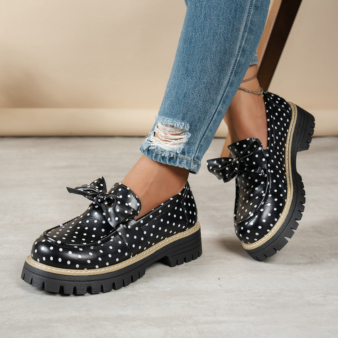 Damen lässige Loafer mit Pünktchenmuster und Zierschleife auf profilierter Plateau-Sohle – Lioré