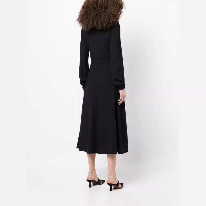 Damen Midikleid im Vintage‑Look mit hochgeschlossenem Kragen, asymmetrischer Zierknopfleiste und Frontschlitz Echoarchiv