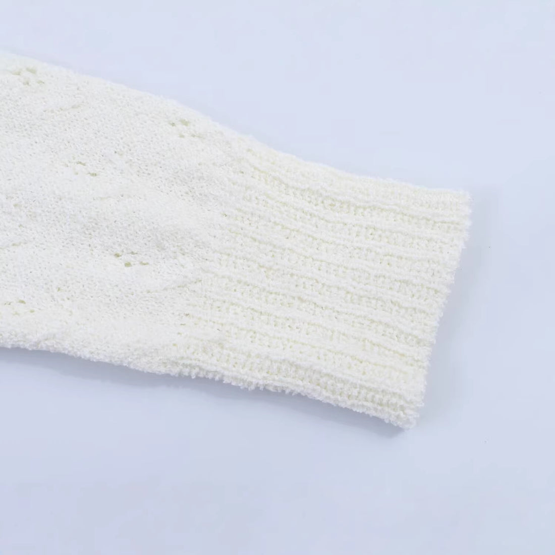 Damen Feiner Strick-Cardigan mit Blumenstickerei und tailliertem Saum Echoarchiv