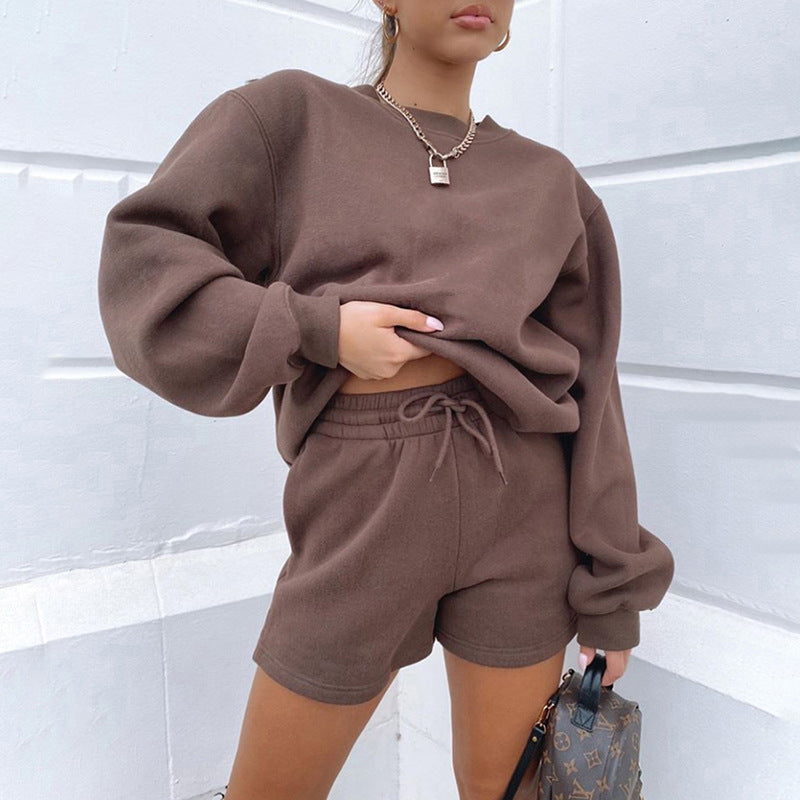 Damen Oversize-Lounge-Set mit French-Terry Sweatshirt, Rundhals und lockeren Sweatshorts – Avérine