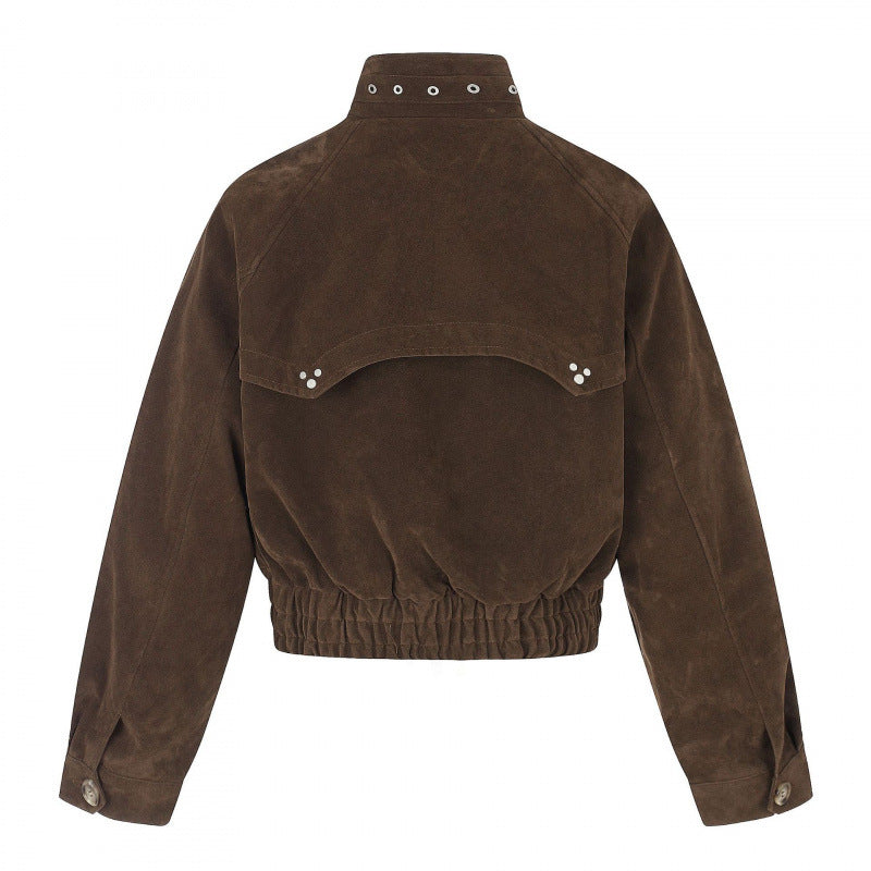 Damen Kurz geschnittene Wildleder‑Bomberjacke mit hohem Stehkragen, Metall‑Applikationen und elastischem Taillenbund Echo Archiv