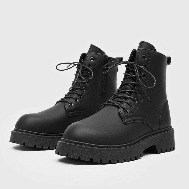 Damen Plateau-Combat-Stiefel mit robuster Profilsohle und Zuglasche Echoarchiv