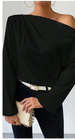 Damen Satin-Oberteil mit asymmetrischem Ausschnitt und fließendem Schnitt Echo Archiv