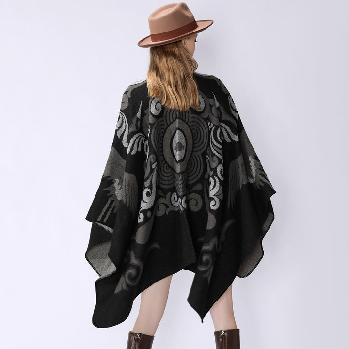Damen Wollmix-Cape mit ornamentalem Jacquard, asymmetrischem Zipfel und weichfallendem Oversize-Fall Echo Archiv