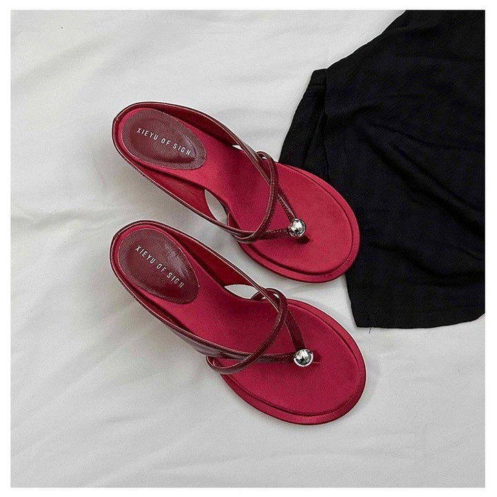 Damen Elegante Mule‑Sandalette mit Zehenring, filigranen Riemchen und sculpted Kitten‑Absatz – Sorelia