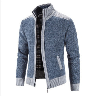 Herren Strickjacke mit hohem Kragen und kariertem Innenfutter Echoarchiv