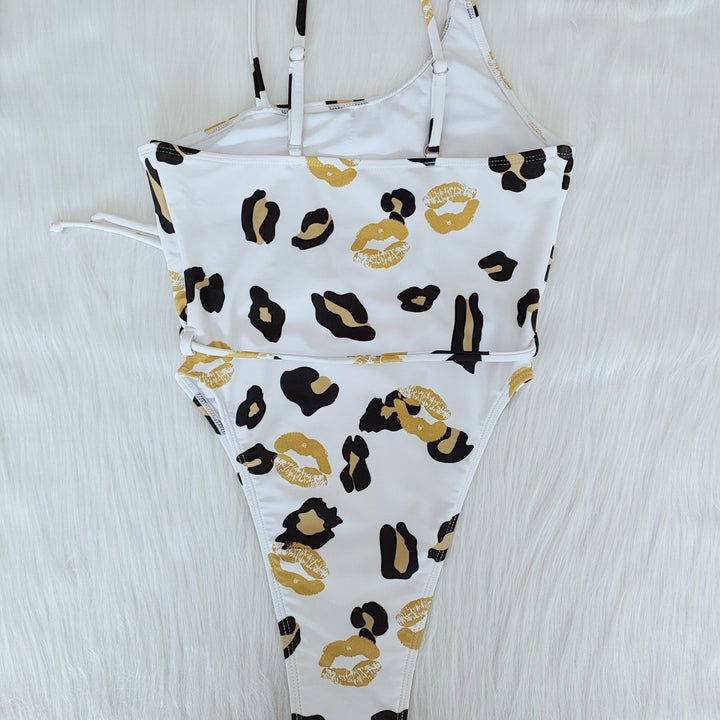 Damen Eleganter Badeanzug mit knotbarem Detail Echo Archiv