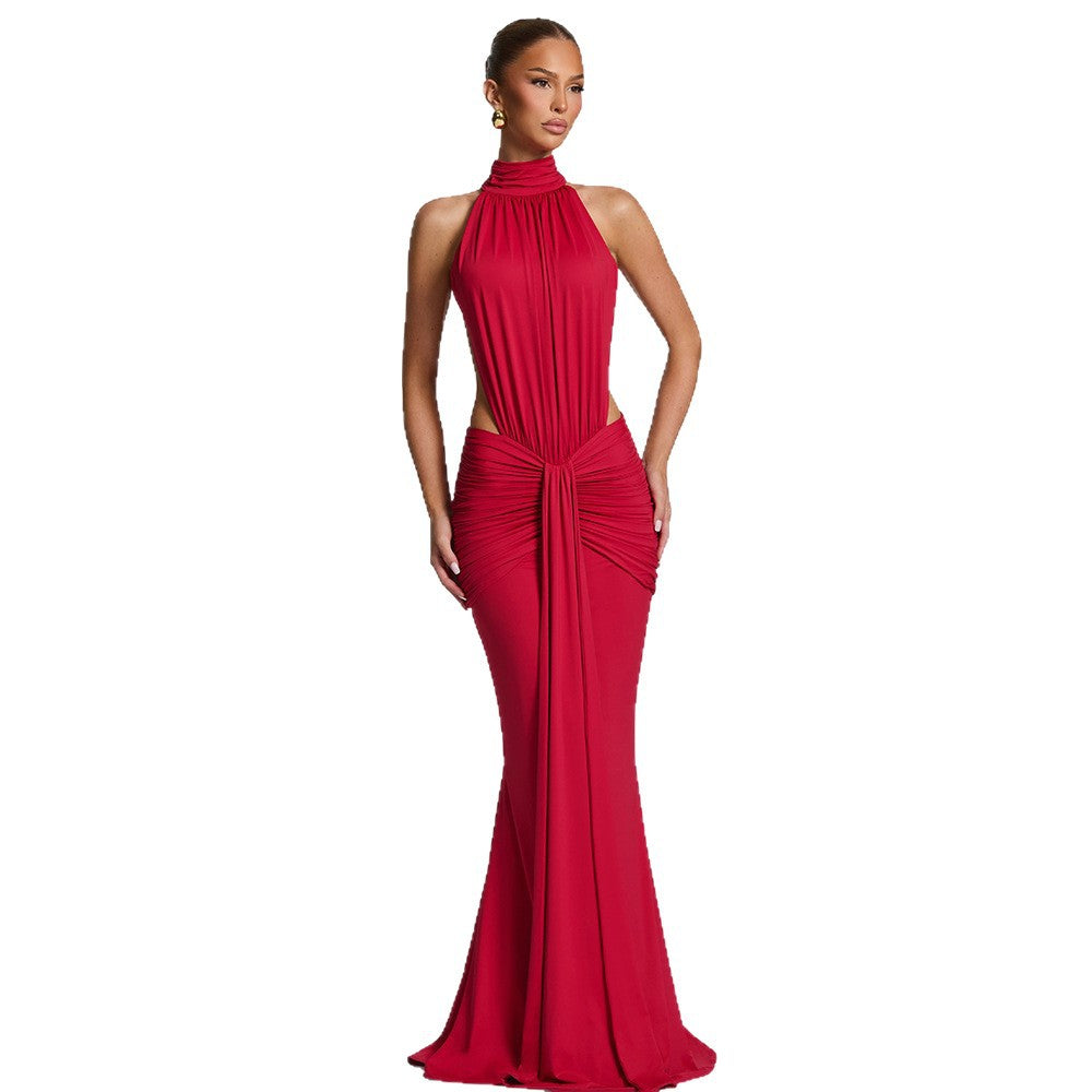 Damen Figurumspielendes Abendkleid mit hochgeschlossenem Design und raffinierten Drapierungen Echo Archiv