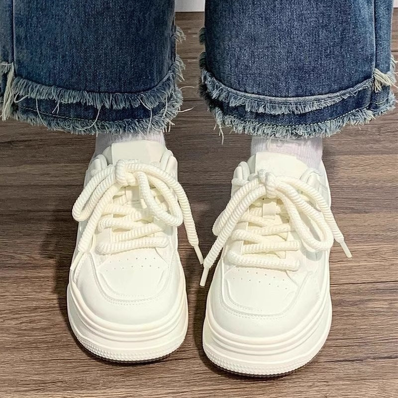 Damen Komfortable Sneaker mit dicker Gummisohle und atmungsaktivem Obermaterial Echo Archiv