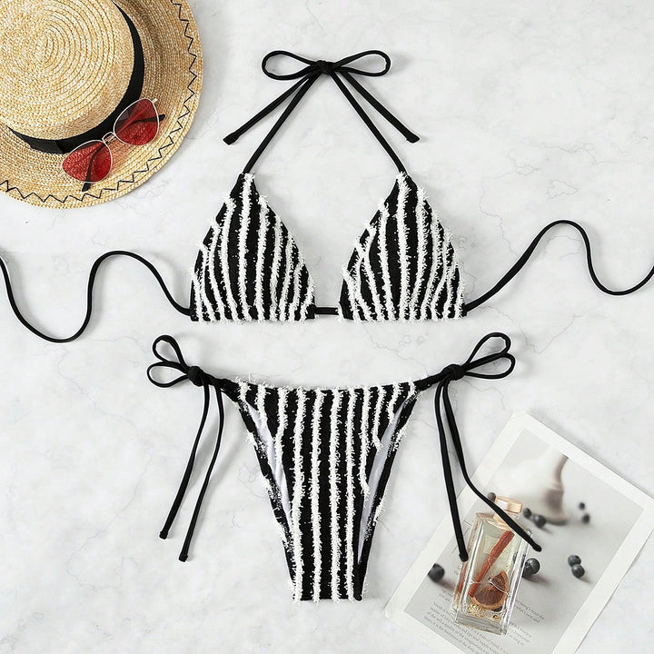 Damen Triangel-Bikini mit auffälligem Streifenmuster Echo Archiv