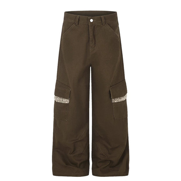 Damen Weite Cargo-Hose mit hoher Taille, großen Klappentaschen und Fellbesatz Echoarchiv