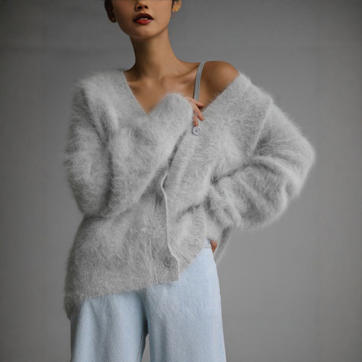Damen Flauschige Mohair-Optik Strickjacke mit V-Ausschnitt und Oversize-Schnitt Echoarchiv