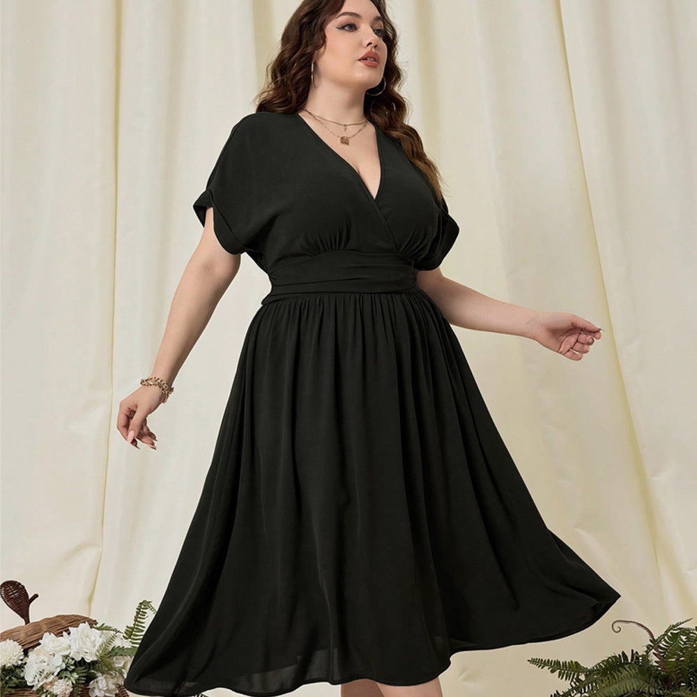 Damen Maxikleid mit elegantem Wickeldesign und fließendem Saum Echo Archiv
