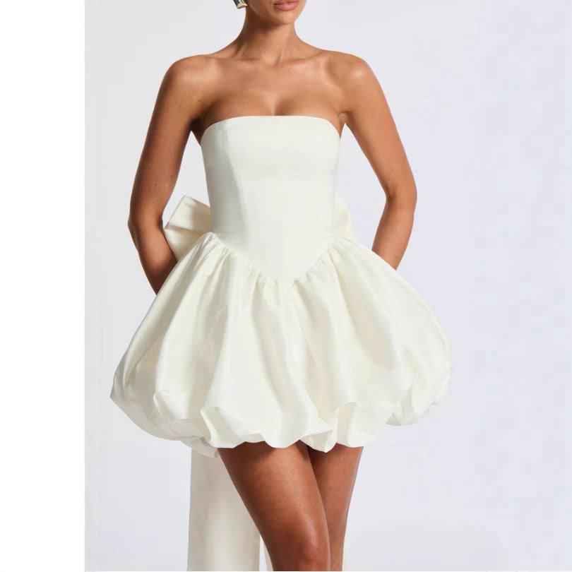 Damen Ballkleid mit voluminösem Rock und schulterfreiem Design Echo Archiv