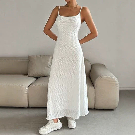 Damen Maxikleid mit zarten Trägern und raffinierter Rippstruktur Echo Archiv