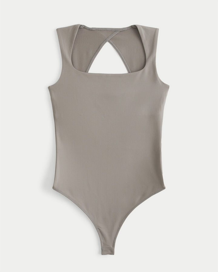 Damen Sportlicher Body mit Kreuzrücken Echo Archiv