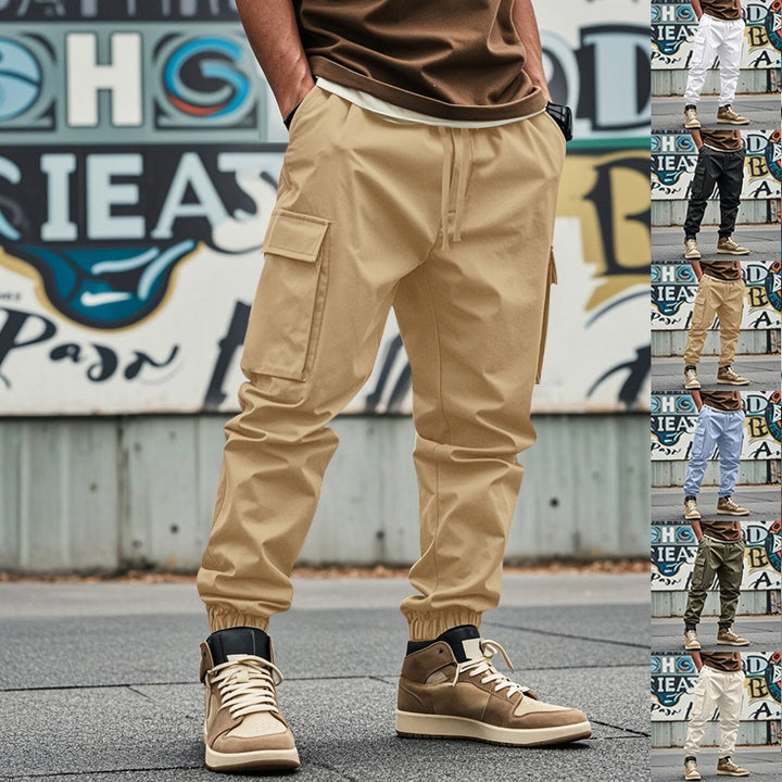 Herren Tapered Cargo-Jogginghose mit Kordelzug, aufgesetzten Klappentaschen und elastischen Bündchen Echoarchiv