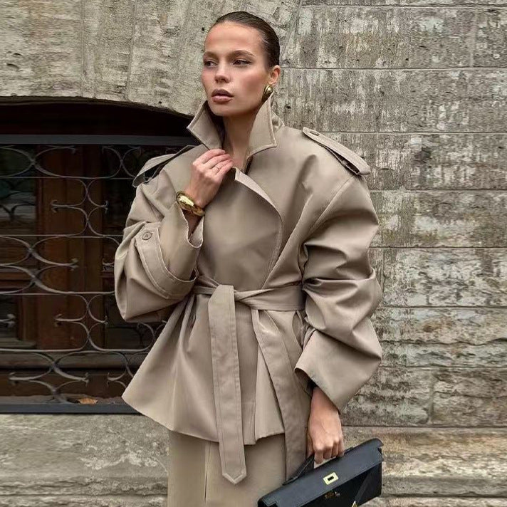 Damen nan kurze Trenchcoat-Jacke mit Taillengürtel und Doppelreiher Echo Archiv
