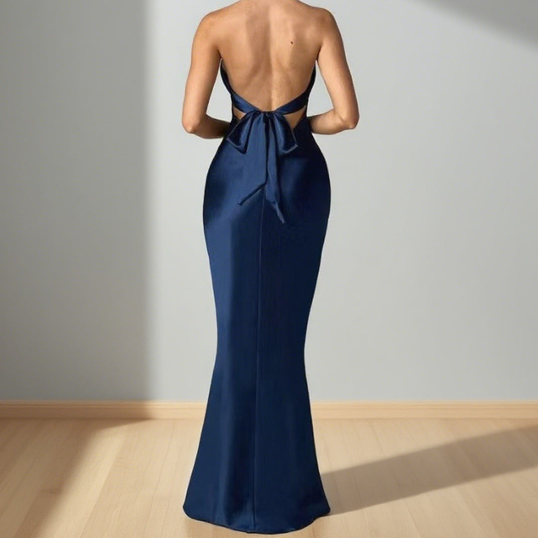 Damen Elegantes Abendkleid mit schulterfreiem Halterneck-Design und figurformendem Schnitt Echo Archiv