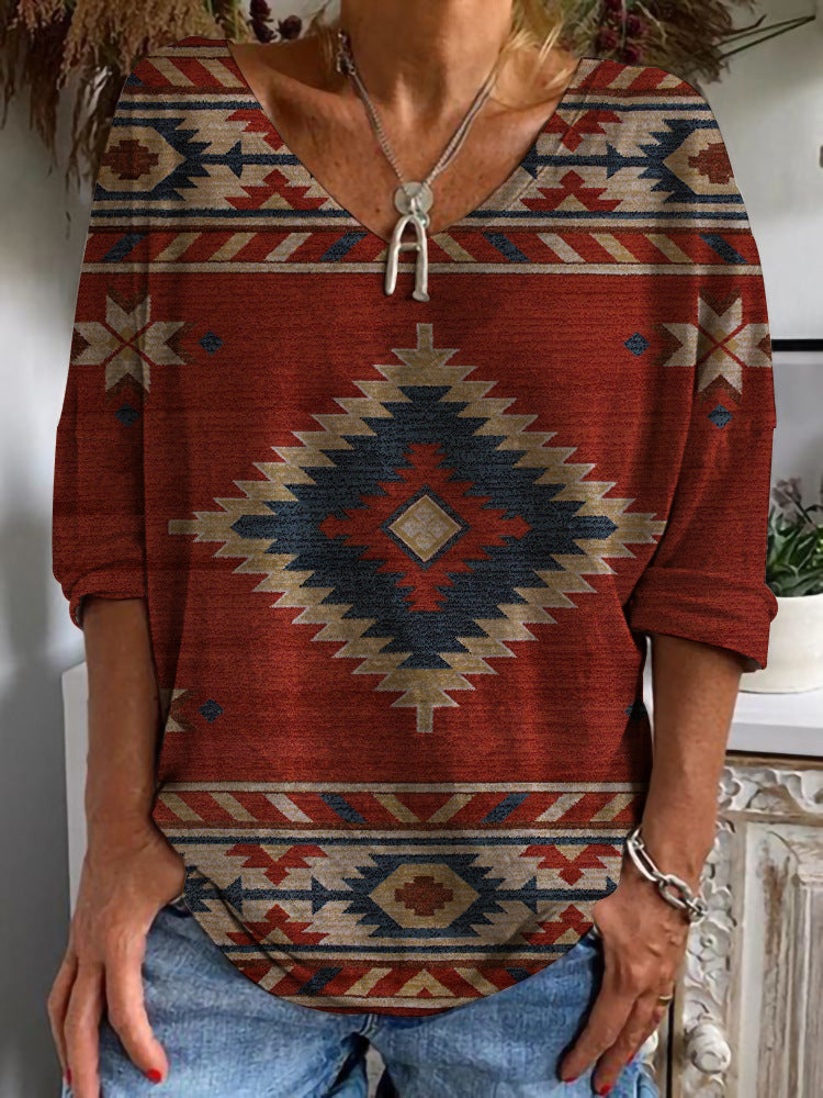 Damen Aztekisch gemustertes Oversize-Tunika-Top mit V-Ausschnitt und dreiviertel-Ärmeln – Avérine