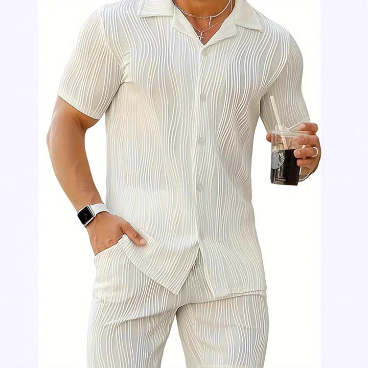 Herren elegantes Shirt- und Shorts-Set mit strukturiertem Design Echoarchiv