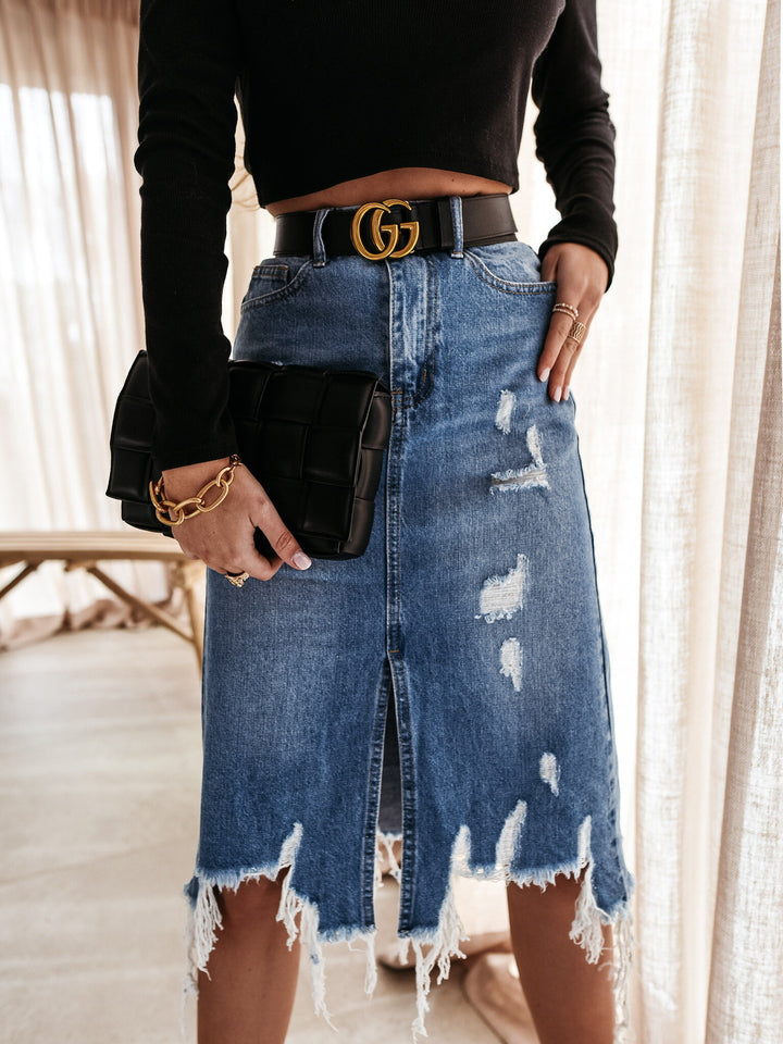Damen nan taillierter Destroyed-Denim-Midirock mit Fransenbesatz, Frontschlitz und Gürtelschlaufen Echo Archiv