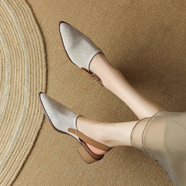 Damen Spitz zulaufende Slipper mit Fersenriemen, perforiertem Obermaterial und bequemem Blockabsatz – Lioré