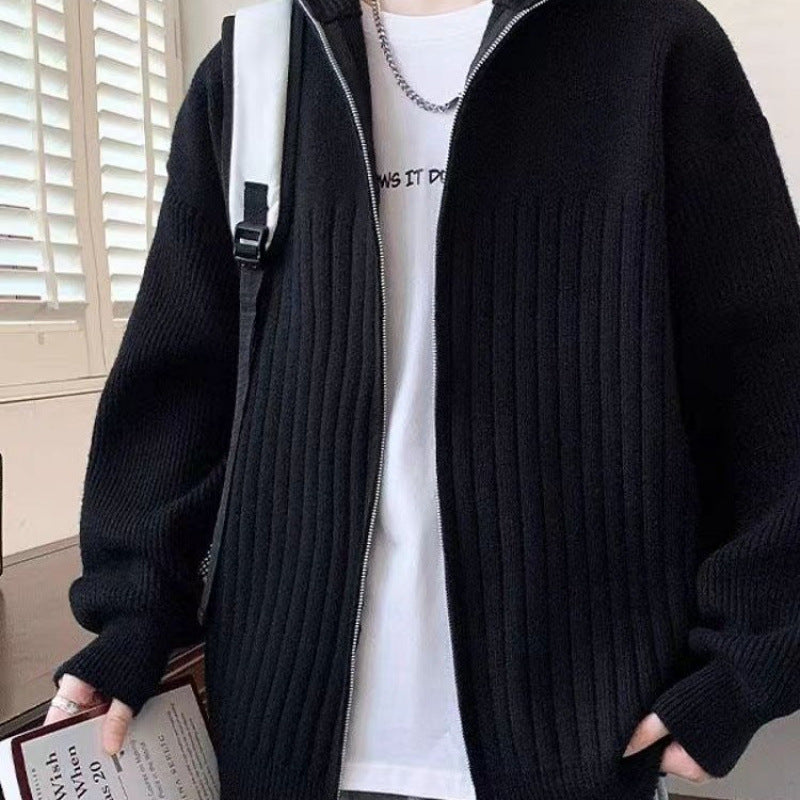 Herren Strickjacke mit modernem Schnitt und einzigartiger Rippenstruktur Echoarchiv