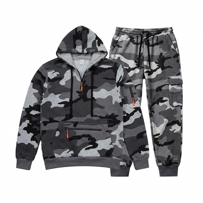 Herren Camouflage Kapuzensweatshirt- und Jogginghose Set mit Cargo-Taschen und Reißverschlüssen – Cavarno