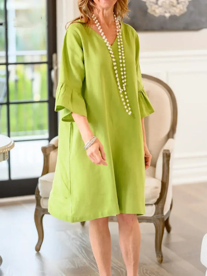 Damen Hüftlanges Freizeitkleid mit modernen Rüschendetails Echo Archiv