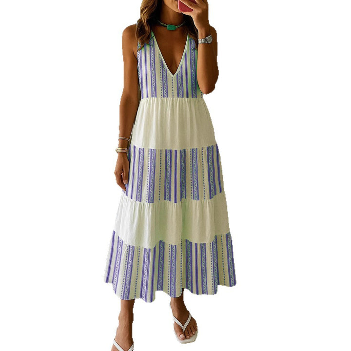Damen Sommerliches Maxikleid mit tiefem V-Ausschnitt und breitem Rock Echo Archiv